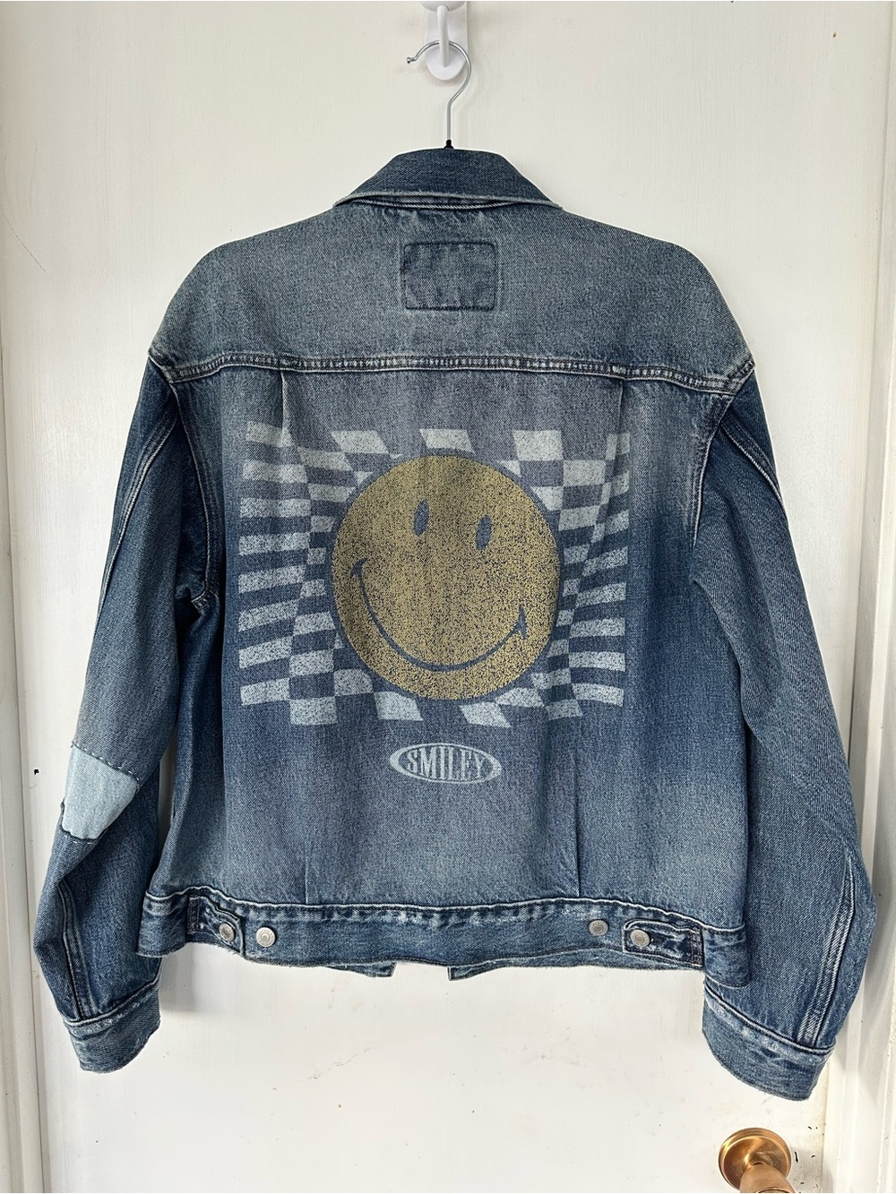 AE Special Edition Smiley Distressed Patchwork Oversized Denim Jacket Size Small - Picture 5 of 6